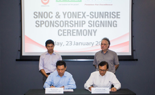 snoc-yonex-signing-1