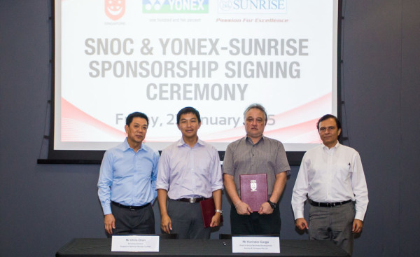 snoc-yonex-signing-3